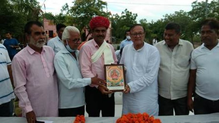 परिश्रम से मिलती है सफलता- डॉ.कल्ला