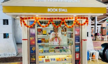 साधु वासवानी मिशन ने खोला नया बुक स्टॉल