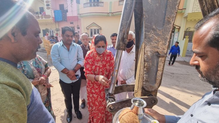 महापौर ने किया वार्ड 2 के निर्माण कार्य का शुभारंभ