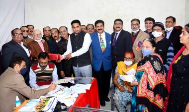 सर्किल के निशुल्क चिकित्सा परामर्श  शिविर  में 785 की जांच