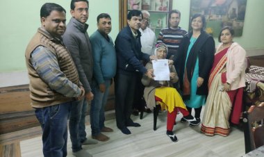 कविता चुगवानी ने सौंपा देहदान संकल्प पत्र