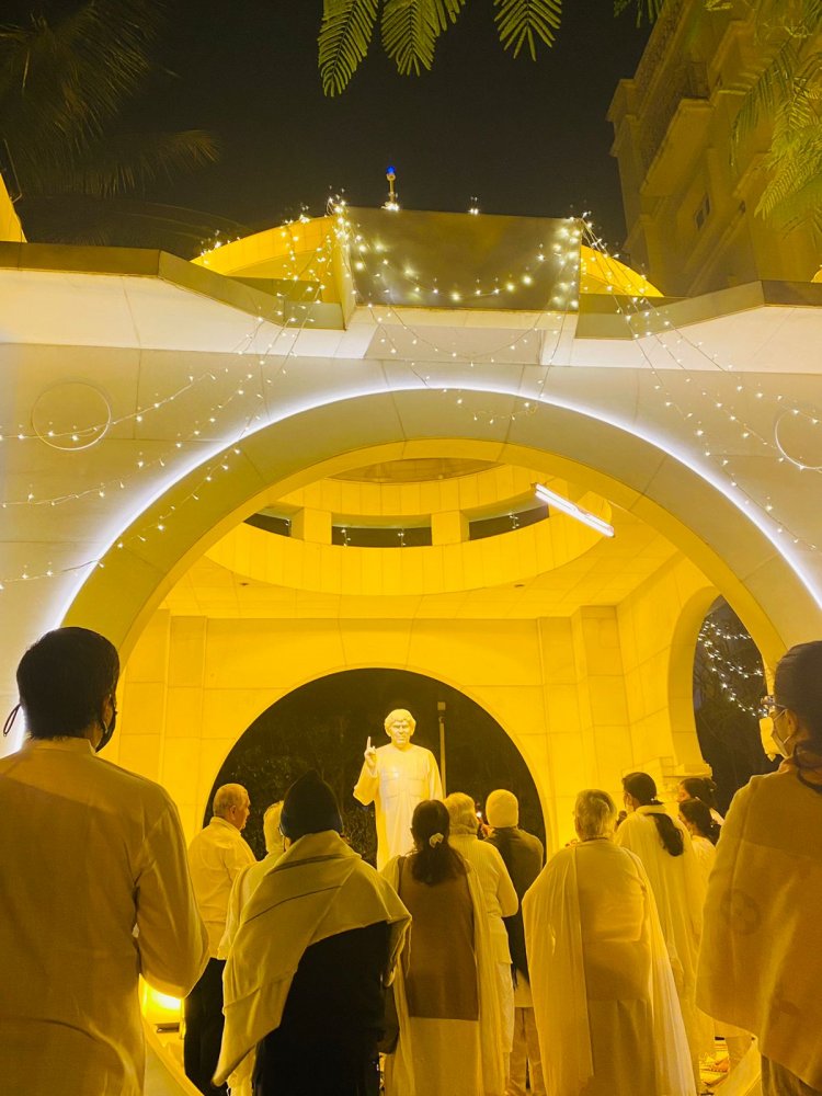 गरीबों की सेवा - ईश्वर पूजा कर मनाई साधु वासवानी की 56 वी पुण्यतिथि