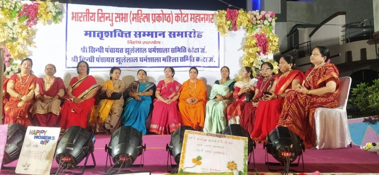 अपने हौंसले से तकदीर बदलू दूं, सुनले ऐ दुनिया हां मैं औरत हूं