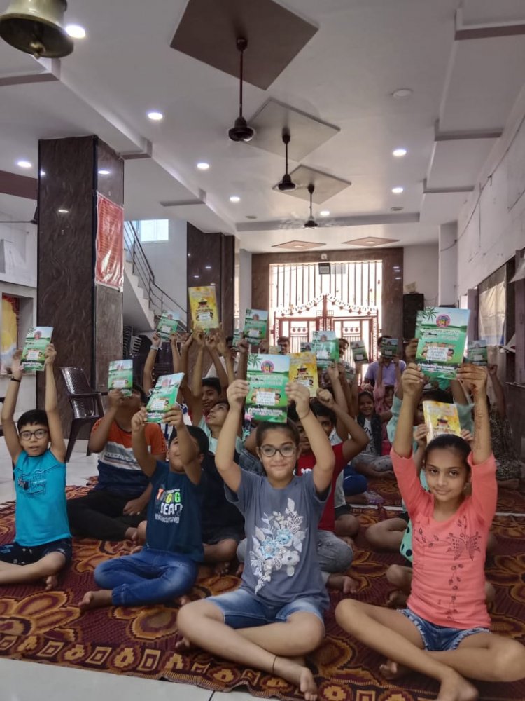 सिन्धुसभा के बाल संस्कार शिविर:- बच्चों को सिन्धियत के सरंक्षण व संवर्धन की शपथ दिलाई