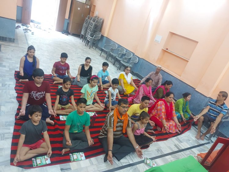 जेको योग करें वह निरोग थिये