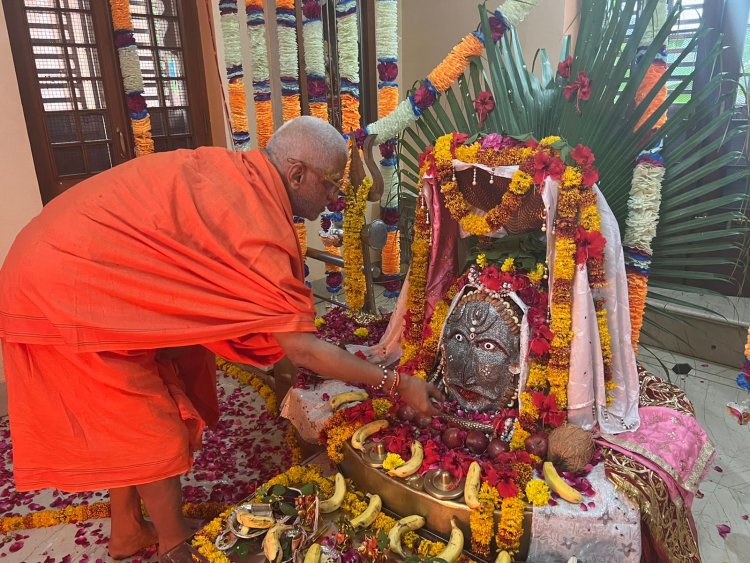 पवित्र श्रावण मास के सोम प्रदोष के दिन श्रीहरि सिद्धेश्वर मंदिर में हुआ सहस्त्र धारा अभिषेक