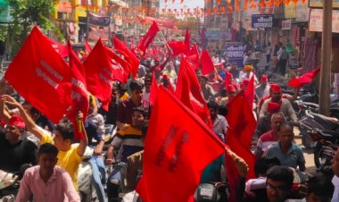 सिंधी समाज के आराध्य देव भगवान झूलेलाल के 1073 वें जन्मोत्सव पर‌ चेटीचंड मेला धूमधाम से मनाया गया