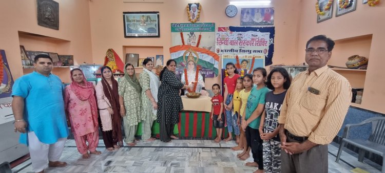 बाल संस्कार शिविर -आश्चर्य में डूबे बच्चे