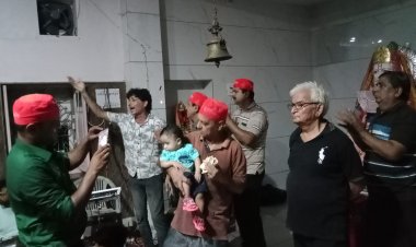 नन्हे बच्चों को लोरी देकर हर्षोल्लास के साथ  मनाया साईं झूलेलाल जी का विशेष थारू दिवस