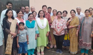 साहित्य इंसान में अहसास एवं उमंग पैदा करता है